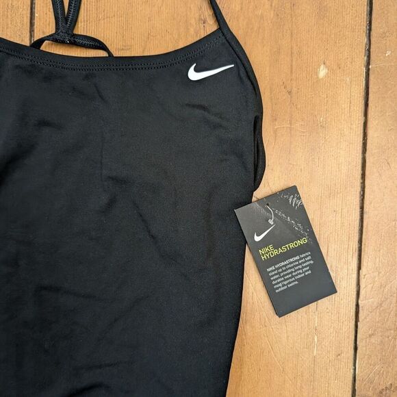 Nike woman’s Hydrastrong solid cut out tank one piece swimsuit bathing suit 12 - Picture 4 of 8